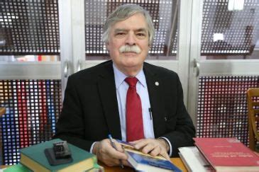 Justin McCarthy (American historian) .